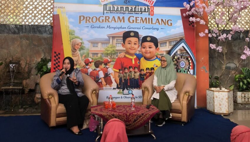 Belajar Sehari Bersama Orang Tua di Sekolah: Menjaga Senyum Sehat Bersama drg. Zulfa Nur Aida